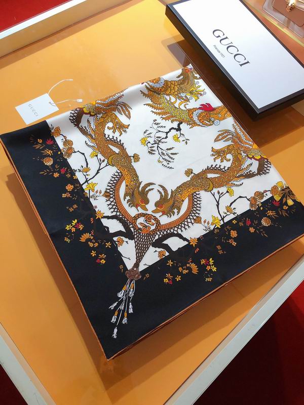 Gucci  silk scarf 90X90cm E01 (5)
